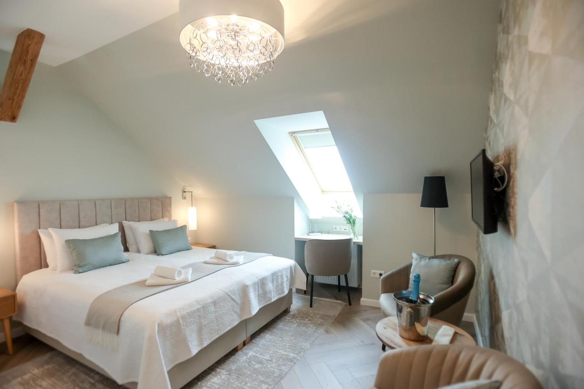 Vadkert Major Hotel Sarvar Ngoại thất bức ảnh