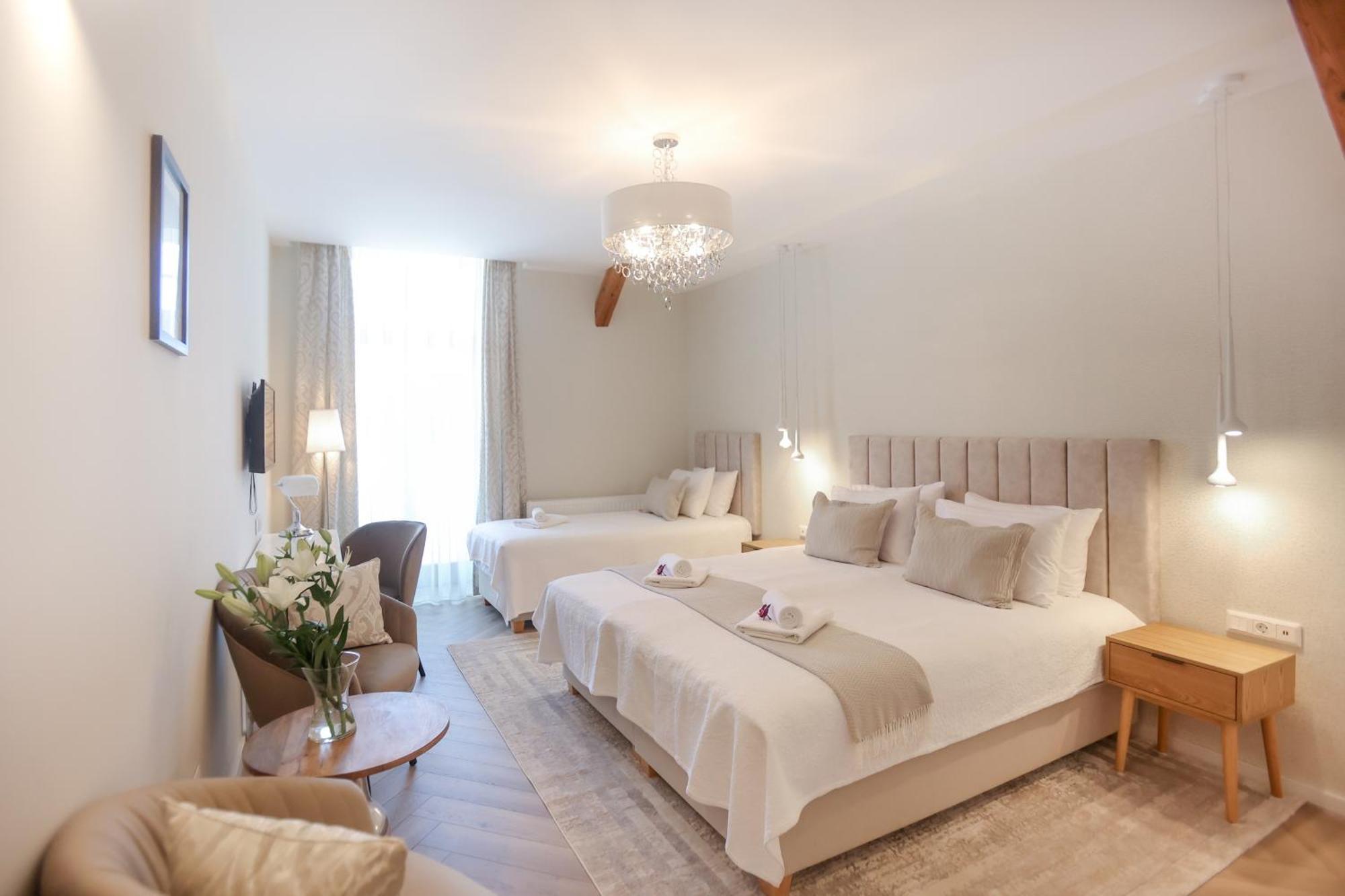 Vadkert Major Hotel Sarvar Ngoại thất bức ảnh