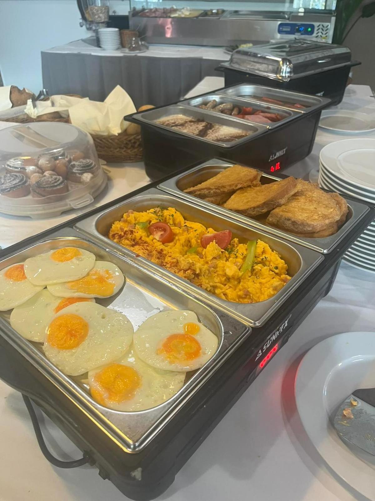 Vadkert Major Hotel Sarvar Ngoại thất bức ảnh