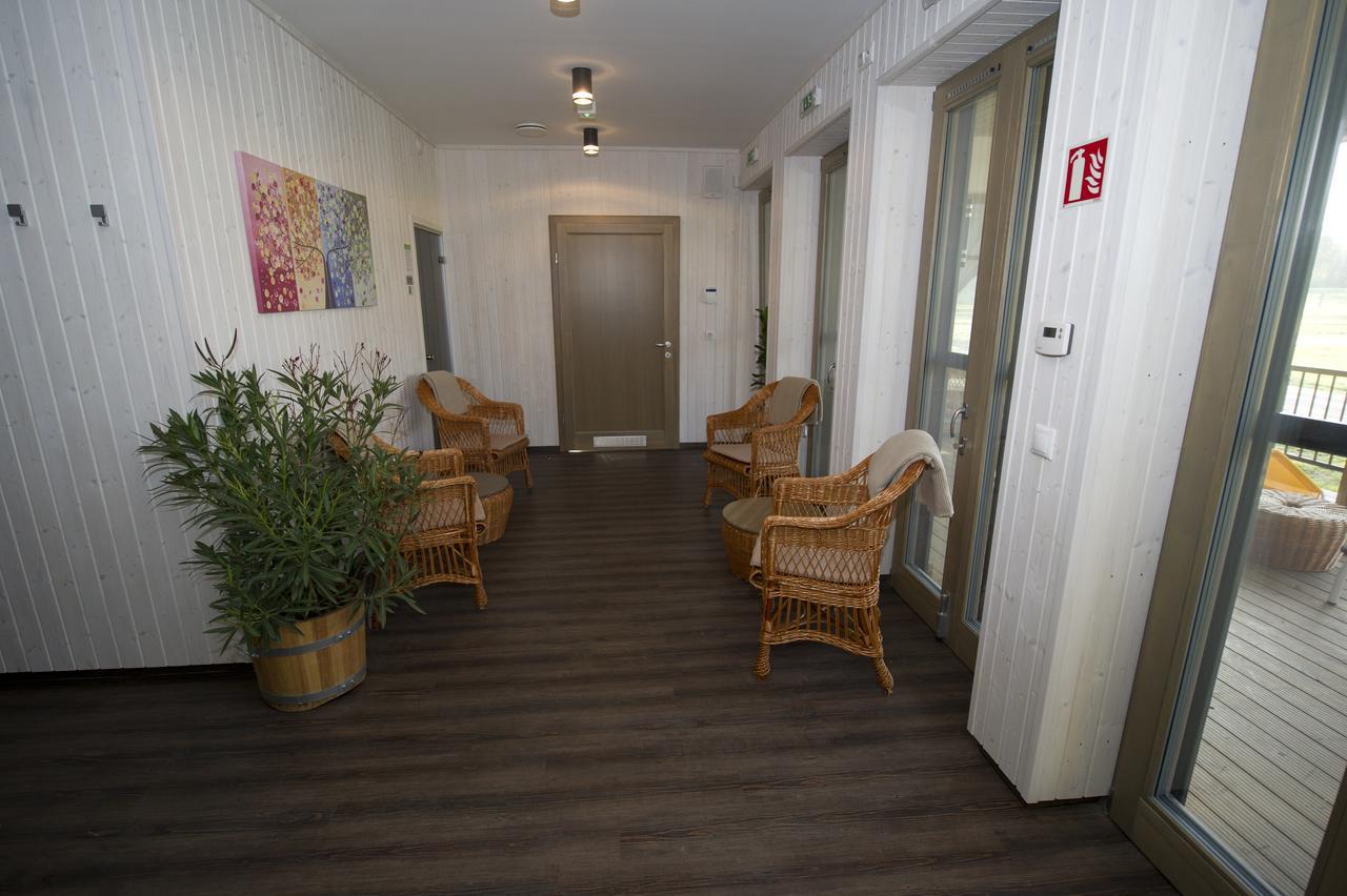 Vadkert Major Hotel Sarvar Ngoại thất bức ảnh